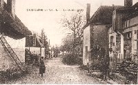La Grand'Rue, en venant de l'actuelle RN 77, vers 1910