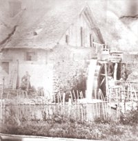 L'ancien moulin de Coursan vers 1905, la seule photo connue